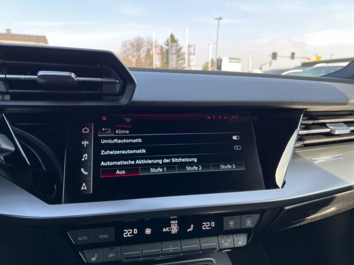 Abbildung Fahrzeugdetailansicht Audi A3 - Nr. 23