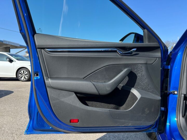 Abbildung Fahrzeugdetailansicht Skoda Octavia - Nr. 30