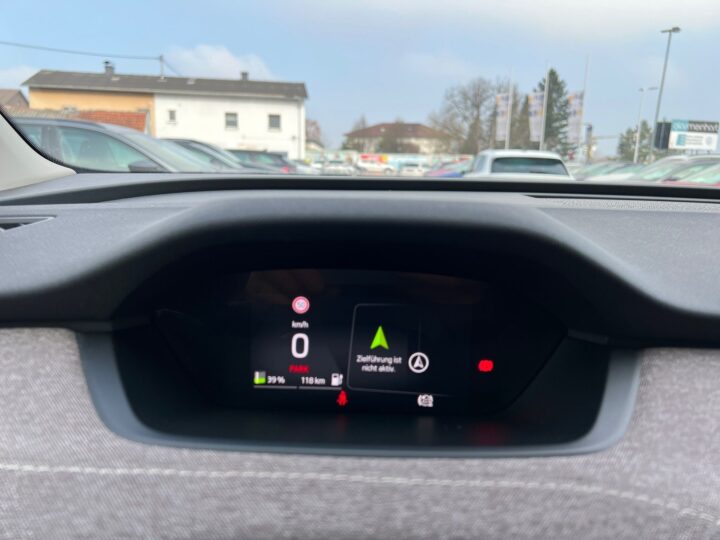 Abbildung Fahrzeugdetailansicht Skoda Enyaq - Nr. 17