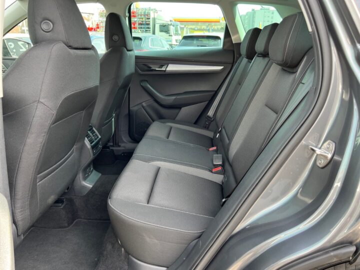 Abbildung Fahrzeugdetailansicht Skoda Karoq - Nr. 13