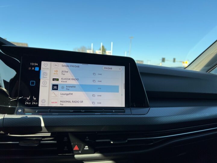 Abbildung Fahrzeugdetailansicht Volkswagen Golf - Nr. 19