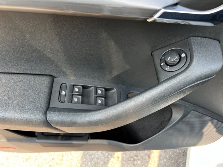 Abbildung Fahrzeugdetailansicht Skoda Octavia - Nr. 31