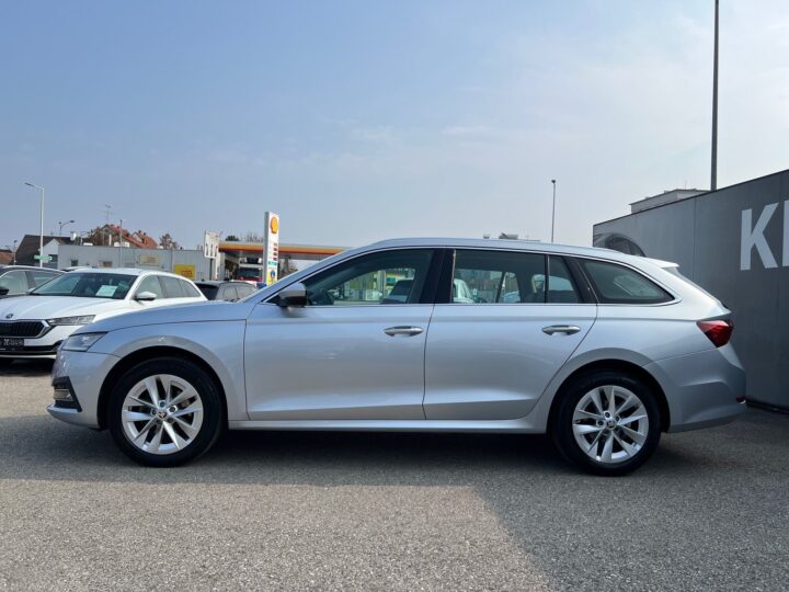 Abbildung Fahrzeugdetailansicht Skoda Octavia - Nr. 5