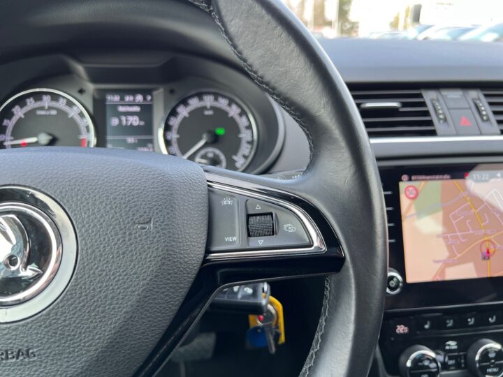 Abbildung Fahrzeugdetailansicht Skoda Octavia - Nr. 40