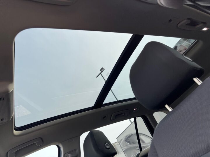 Abbildung Fahrzeugdetailansicht Volkswagen Golf Variant - Nr. 29