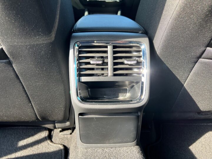 Abbildung Fahrzeugdetailansicht Skoda Octavia - Nr. 33