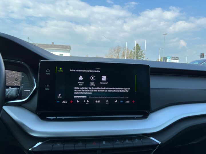 Abbildung Fahrzeugdetailansicht Skoda Octavia - Nr. 20