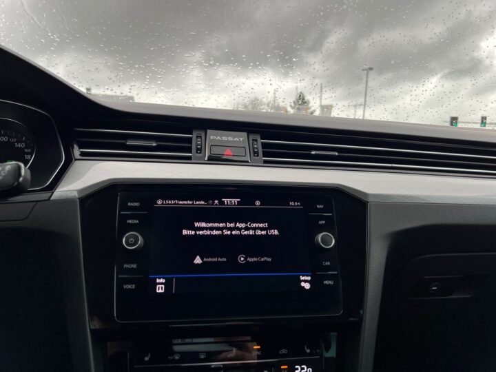 Abbildung Fahrzeugdetailansicht Volkswagen Passat Variant - Nr. 22