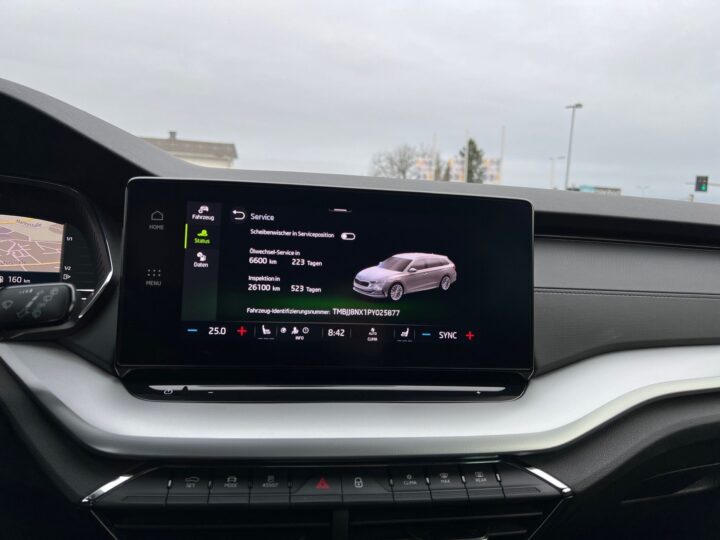 Abbildung Fahrzeugdetailansicht Skoda Octavia - Nr. 26