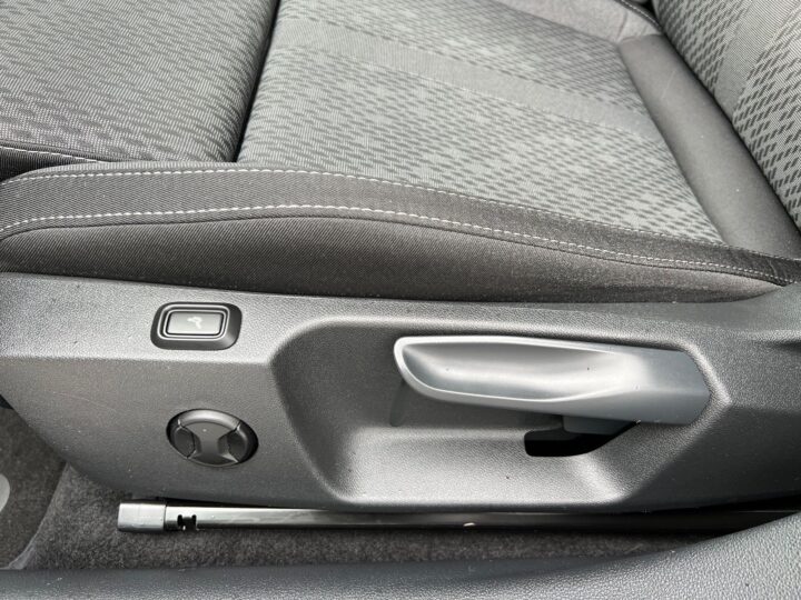 Abbildung Fahrzeugdetailansicht Skoda Octavia - Nr. 30