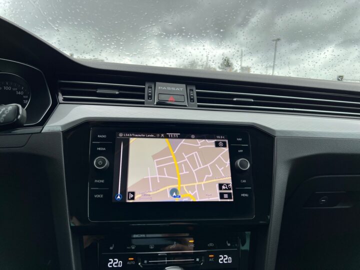 Abbildung Fahrzeugdetailansicht Volkswagen Passat Variant - Nr. 23