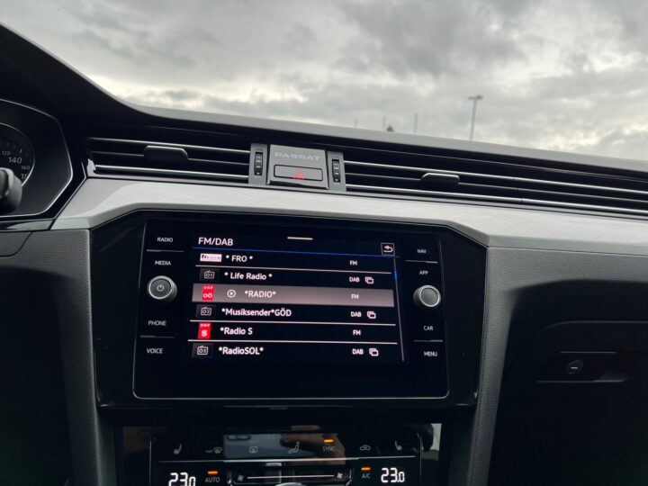 Abbildung Fahrzeugdetailansicht Volkswagen Passat Variant - Nr. 19