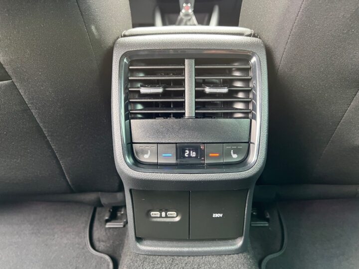 Abbildung Fahrzeugdetailansicht Skoda Octavia - Nr. 32