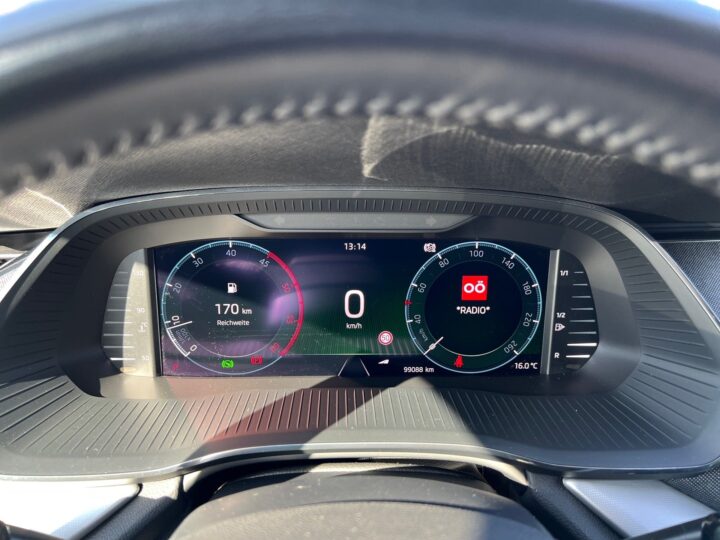 Abbildung Fahrzeugdetailansicht Skoda Octavia - Nr. 16