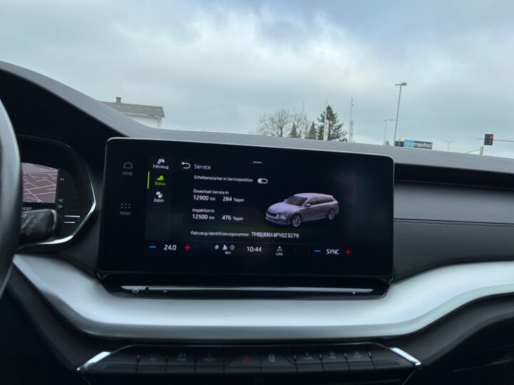 Abbildung Fahrzeugdetailansicht Skoda Octavia - Nr. 26