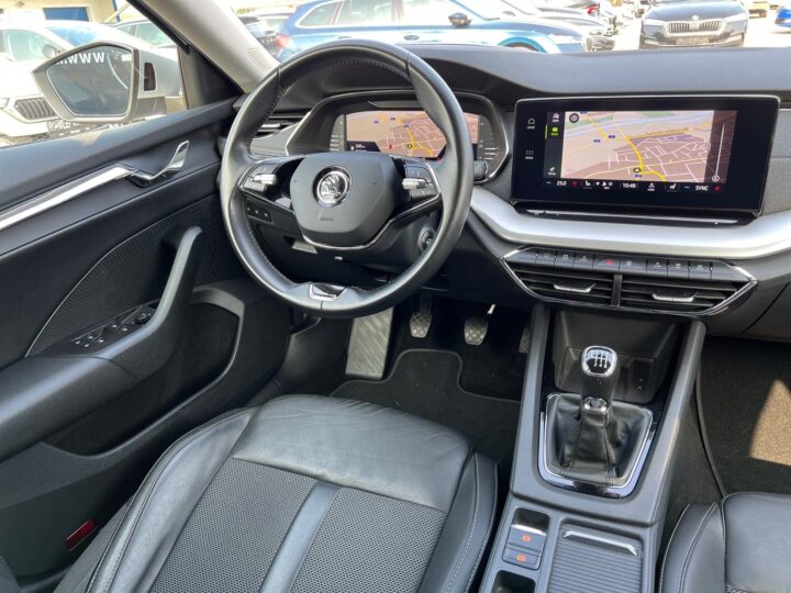 Abbildung Fahrzeugdetailansicht Skoda Octavia - Nr. 11