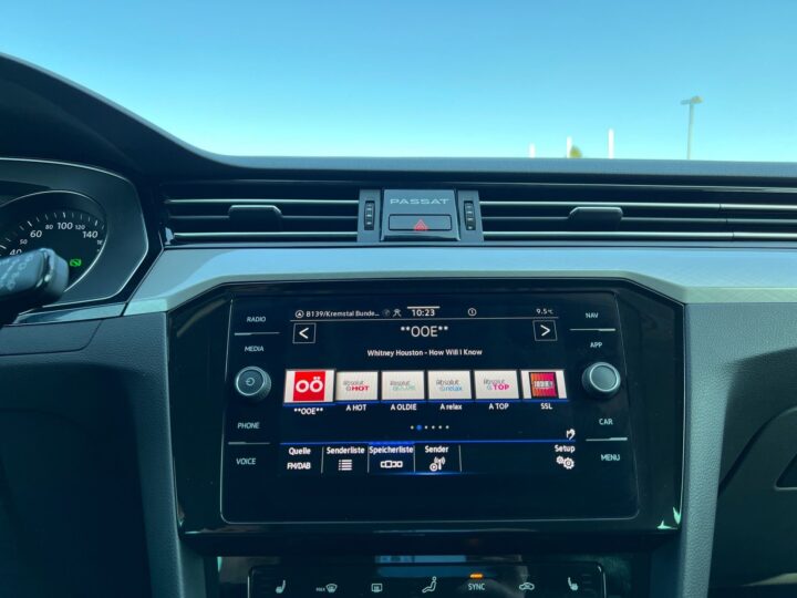 Abbildung Fahrzeugdetailansicht Volkswagen Passat Variant - Nr. 19