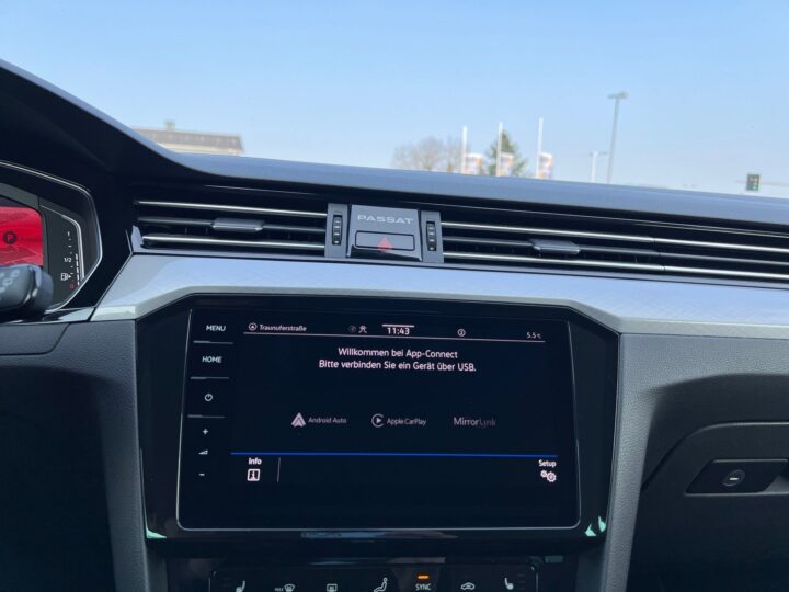 Abbildung Fahrzeugdetailansicht Volkswagen Passat Variant - Nr. 20