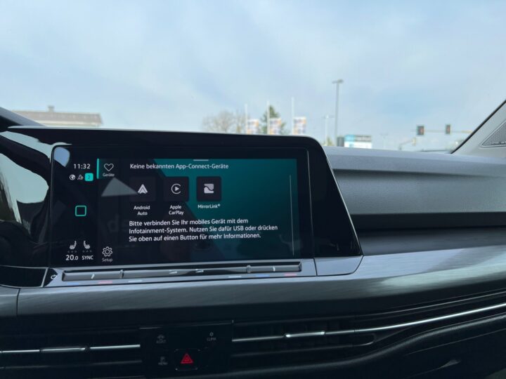 Abbildung Fahrzeugdetailansicht Volkswagen Golf Variant - Nr. 20