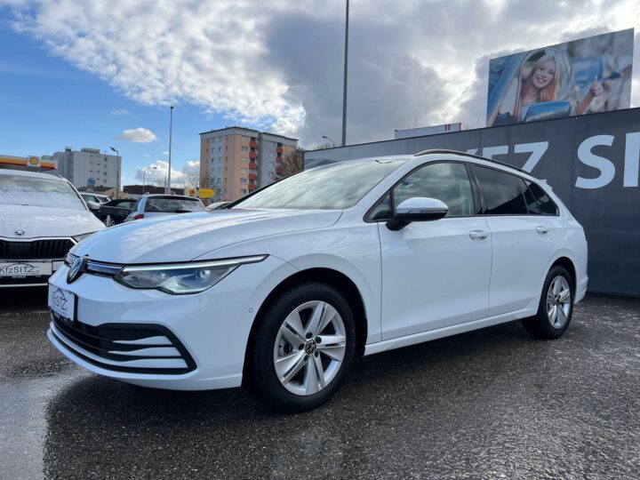 Abbildung Fahrzeugdetailansicht Volkswagen Golf Variant - Nr. 6