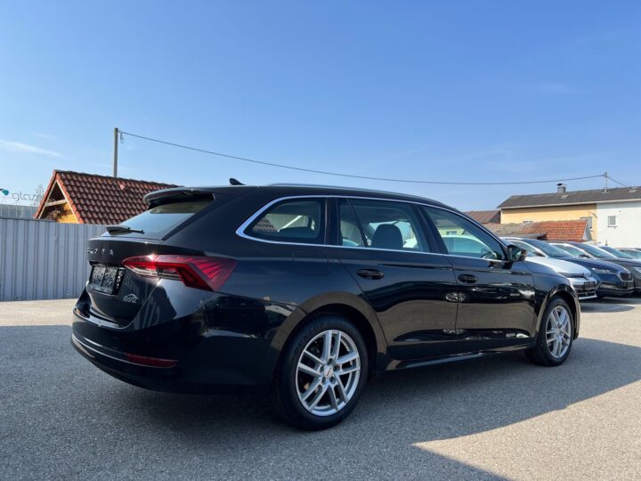 Abbildung Fahrzeugdetailansicht Skoda Octavia - Nr. 2