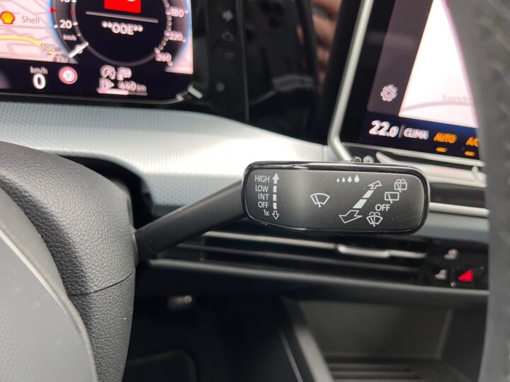 Abbildung Fahrzeugdetailansicht Volkswagen Golf - Nr. 41