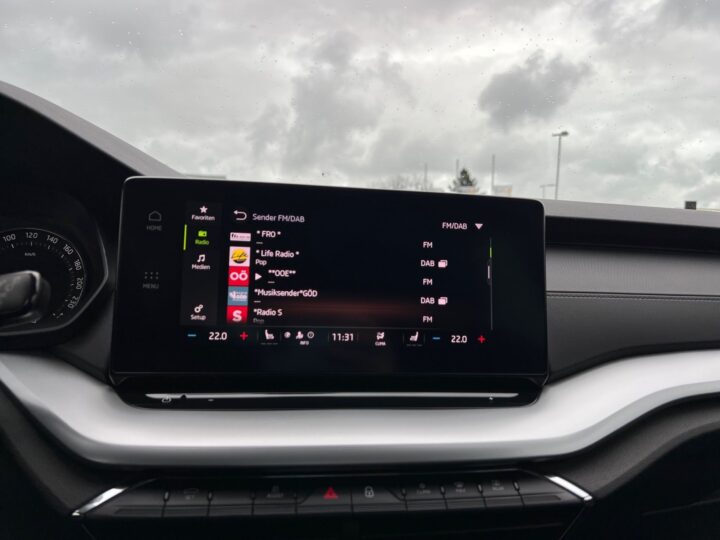 Abbildung Fahrzeugdetailansicht Skoda Octavia - Nr. 19