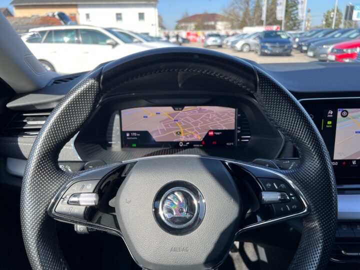 Abbildung Fahrzeugdetailansicht Skoda Octavia - Nr. 15