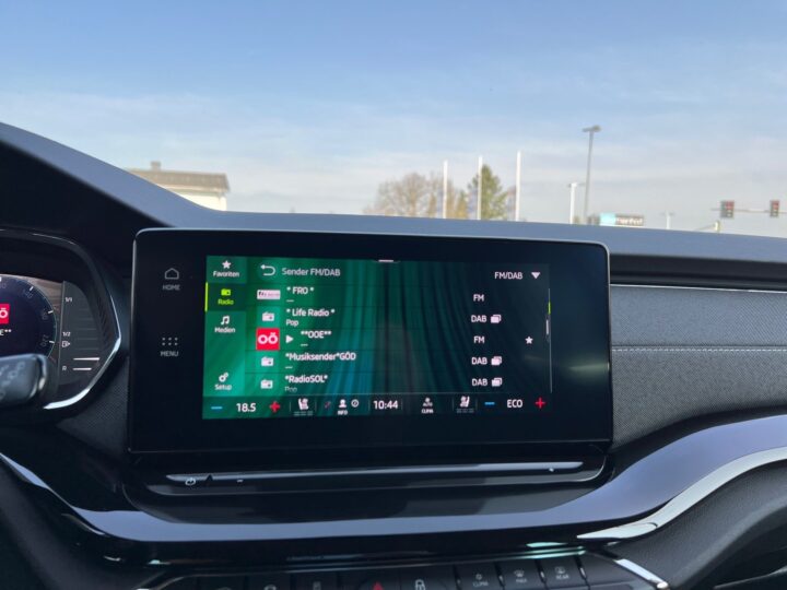 Abbildung Fahrzeugdetailansicht Skoda Octavia - Nr. 19