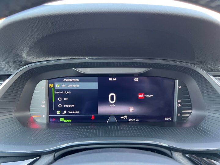 Abbildung Fahrzeugdetailansicht Skoda Octavia - Nr. 16