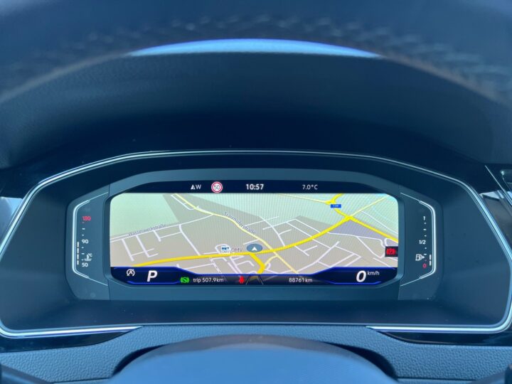 Abbildung Fahrzeugdetailansicht Volkswagen Passat Variant - Nr. 17