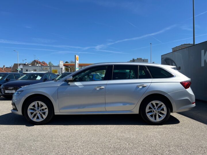 Abbildung Fahrzeugdetailansicht Skoda Octavia - Nr. 5