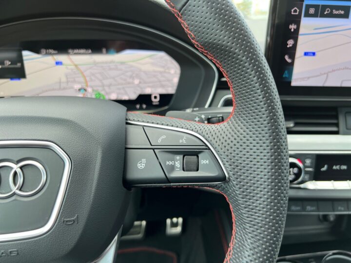 Abbildung Fahrzeugdetailansicht Audi A5 - Nr. 42