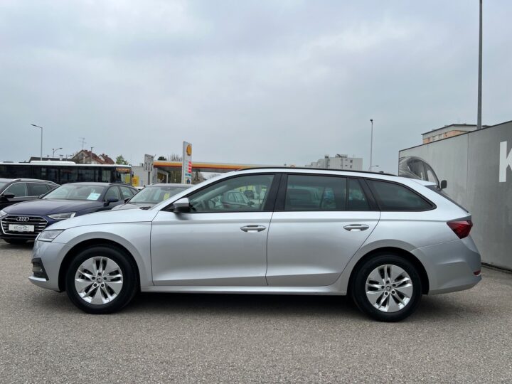 Abbildung Fahrzeugdetailansicht Skoda Octavia - Nr. 5