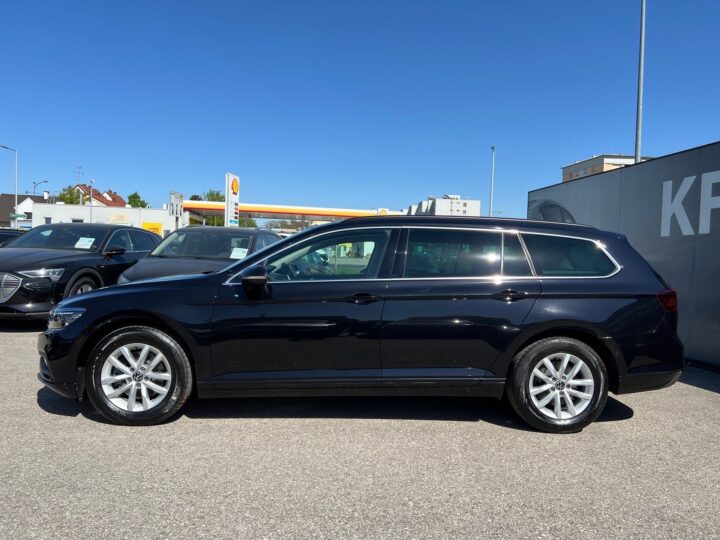 Abbildung Fahrzeugdetailansicht Volkswagen Passat Variant - Nr. 5