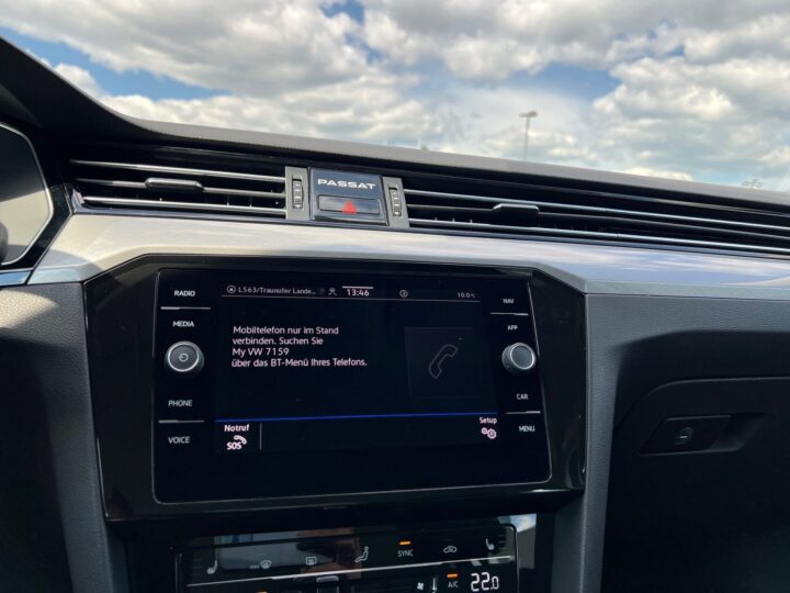 Abbildung Fahrzeugdetailansicht Volkswagen Passat Variant - Nr. 21