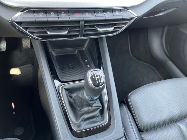 Abbildung Fahrzeugdetailansicht Skoda Octavia - Nr. 28