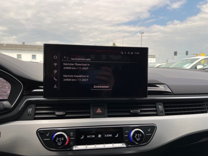 Abbildung Fahrzeugdetailansicht Audi A5 - Nr. 23