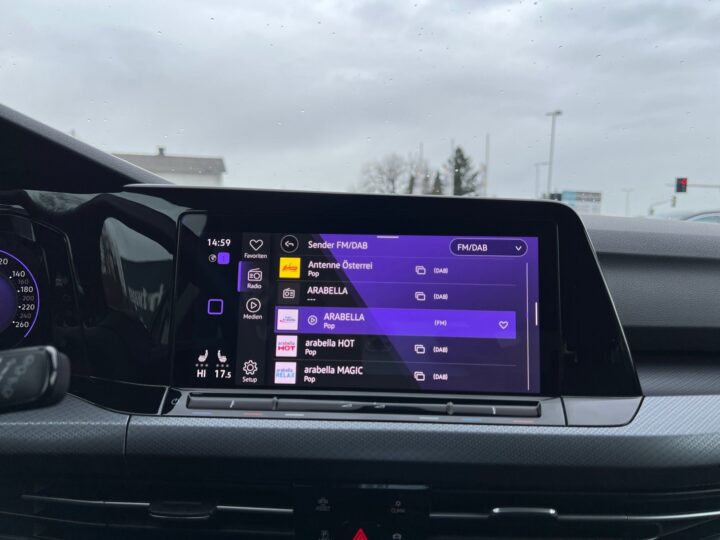 Abbildung Fahrzeugdetailansicht Volkswagen Golf - Nr. 19