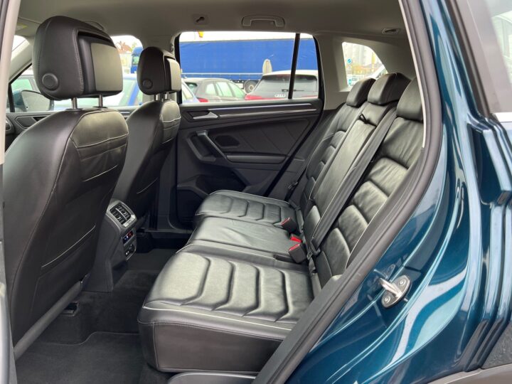 Abbildung Fahrzeugdetailansicht Volkswagen Tiguan - Nr. 13