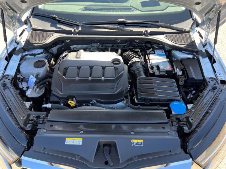 Abbildung Fahrzeugdetailansicht Skoda Octavia - Nr. 34