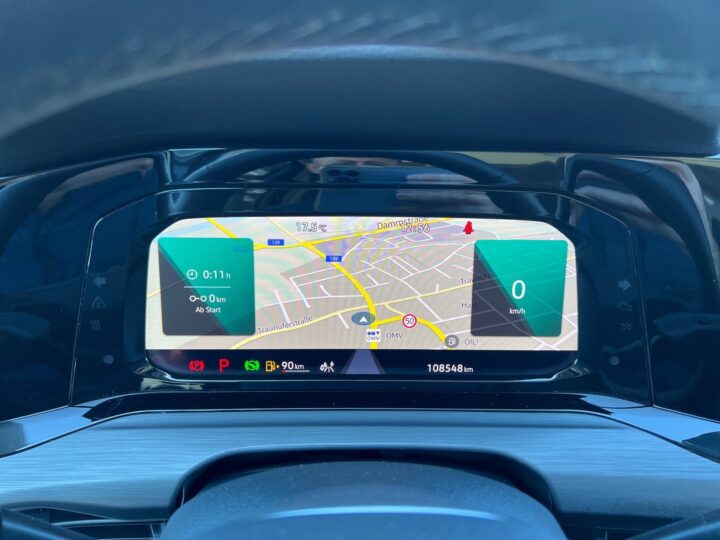 Abbildung Fahrzeugdetailansicht Volkswagen Golf Variant - Nr. 17