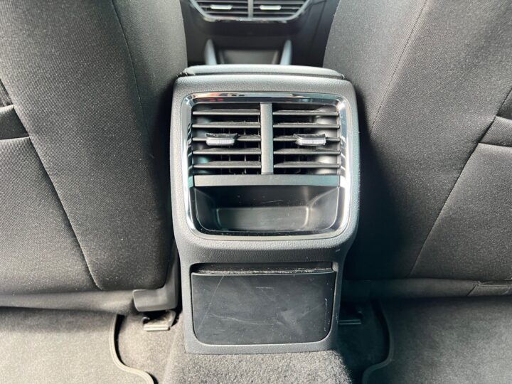 Abbildung Fahrzeugdetailansicht Skoda Octavia - Nr. 32