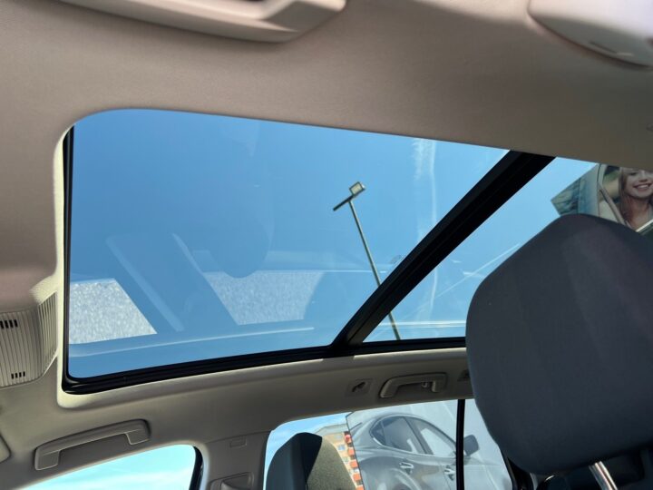 Abbildung Fahrzeugdetailansicht Volkswagen Golf Variant - Nr. 29