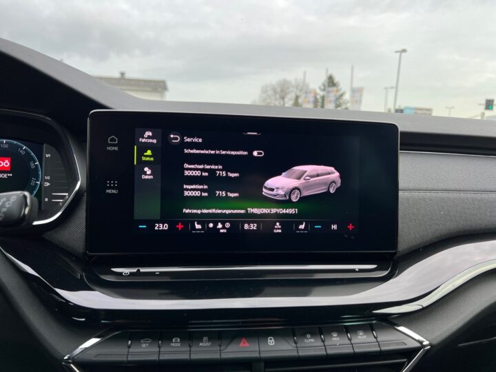 Abbildung Fahrzeugdetailansicht Skoda Octavia - Nr. 26