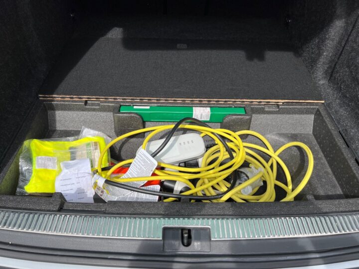 Abbildung Fahrzeugdetailansicht Skoda Superb - Nr. 45