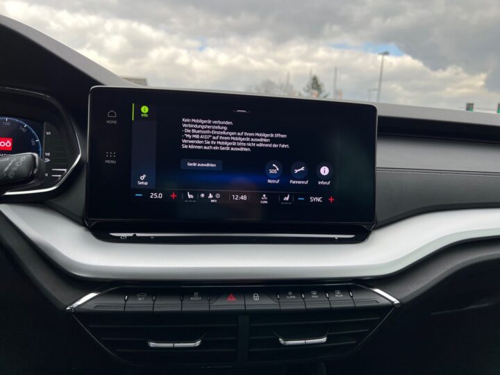 Abbildung Fahrzeugdetailansicht Skoda Octavia - Nr. 21