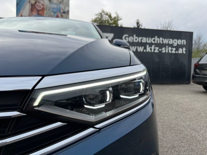 Abbildung Fahrzeugdetailansicht Volkswagen Passat Variant - Nr. 36