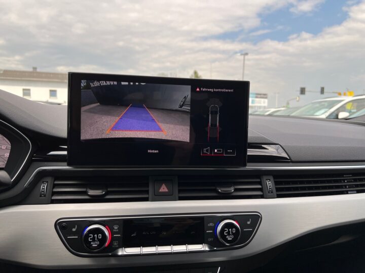 Abbildung Fahrzeugdetailansicht Audi A5 - Nr. 24