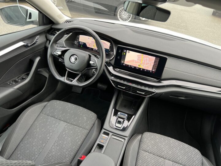 Abbildung Fahrzeugdetailansicht Skoda Octavia - Nr. 11